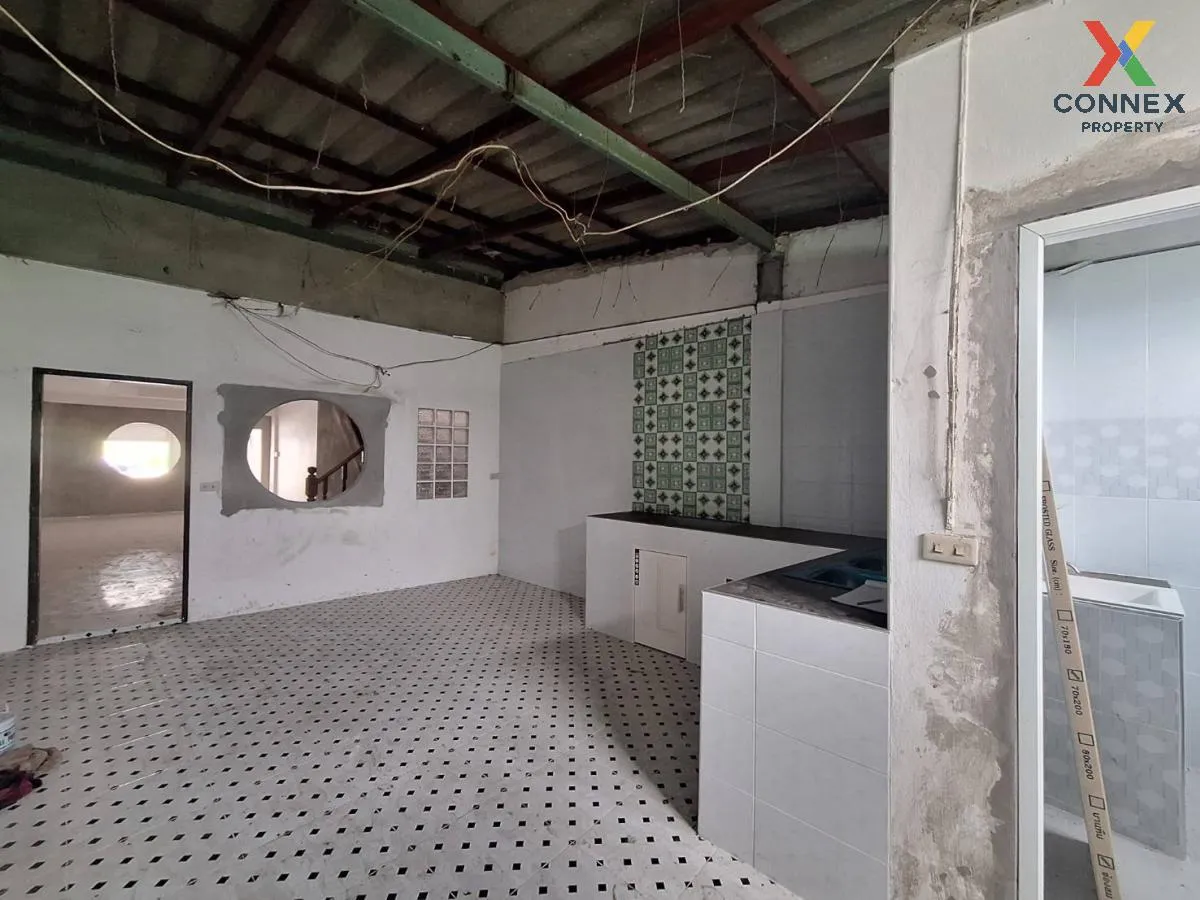 For Sale Townhouse mainroad Nakhon Phatom , Sam Khwai Phueak , mu For Sale Townhouse mainroad Nakhon Phatom , Sam Khwai Phueak , mu