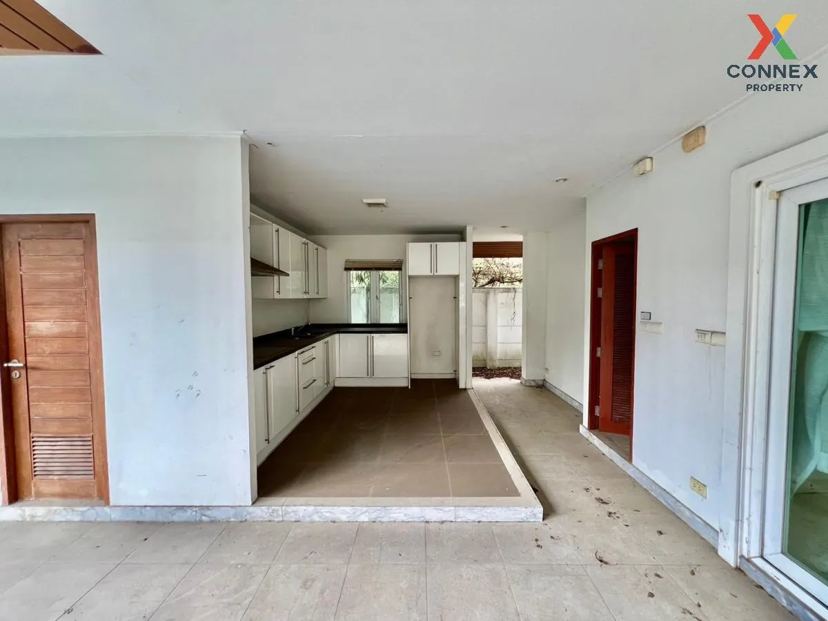 ขายบ้าน  ซีบรีซ วิลล่า พัทยา บางละมุง บางละมุง ชลบุรี CX-94428