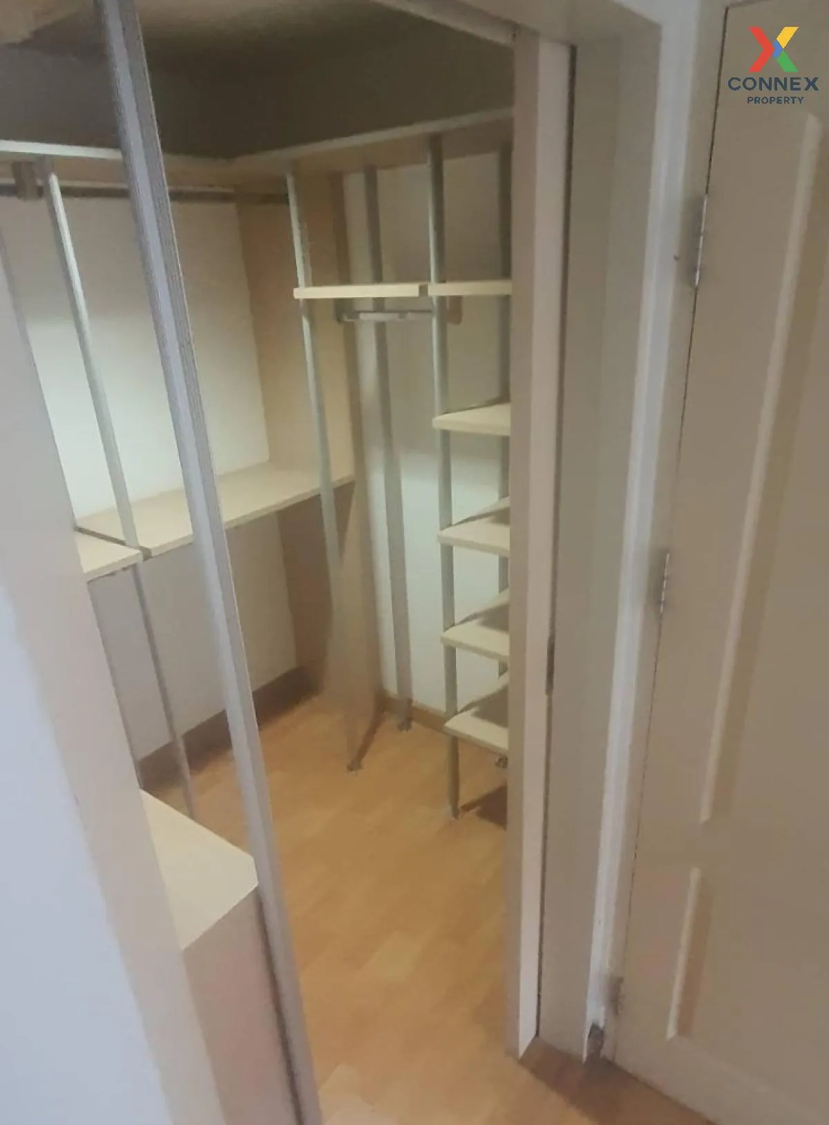 เช่าคอนโด  เดอะ มาสเตอร์ สาทร เอ็กเซ็คคลูทีฟ BTS-กรุงธนบุรี คลองต 3