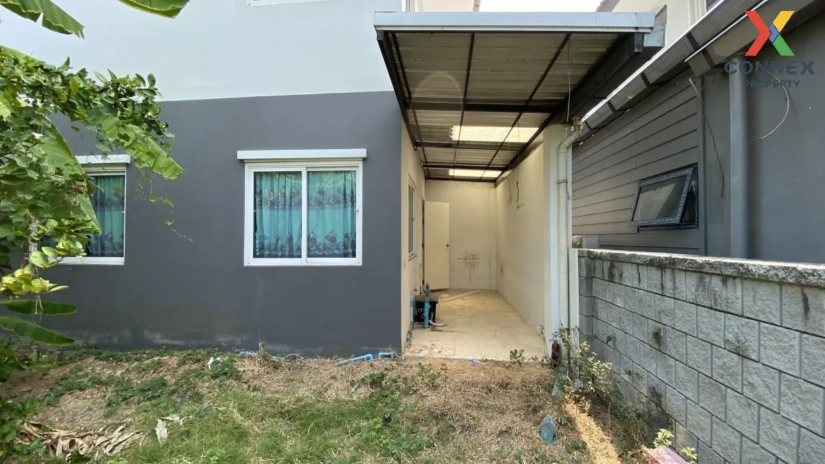 For Sale Townhouse/Townhome  , Chatluang 15 Pathum Thani , corner