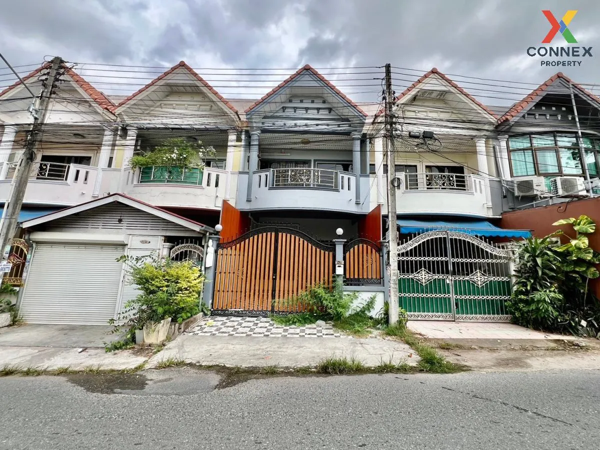 For Sale Townhouse Soi Khao Talo 9 , Nong Prue , Bang Lamung , Ch 2