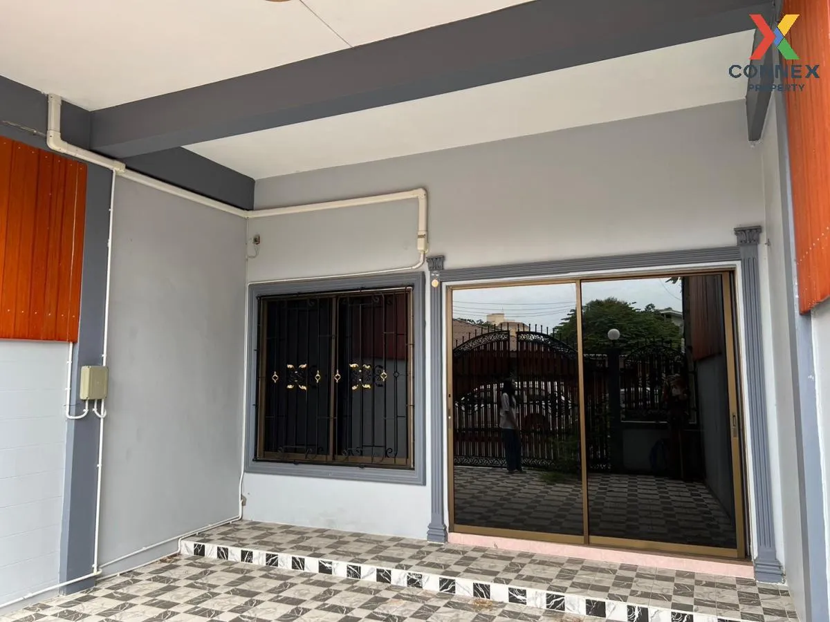 For Sale Townhouse Soi Khao Talo 9 , Nong Prue , Bang Lamung , Ch