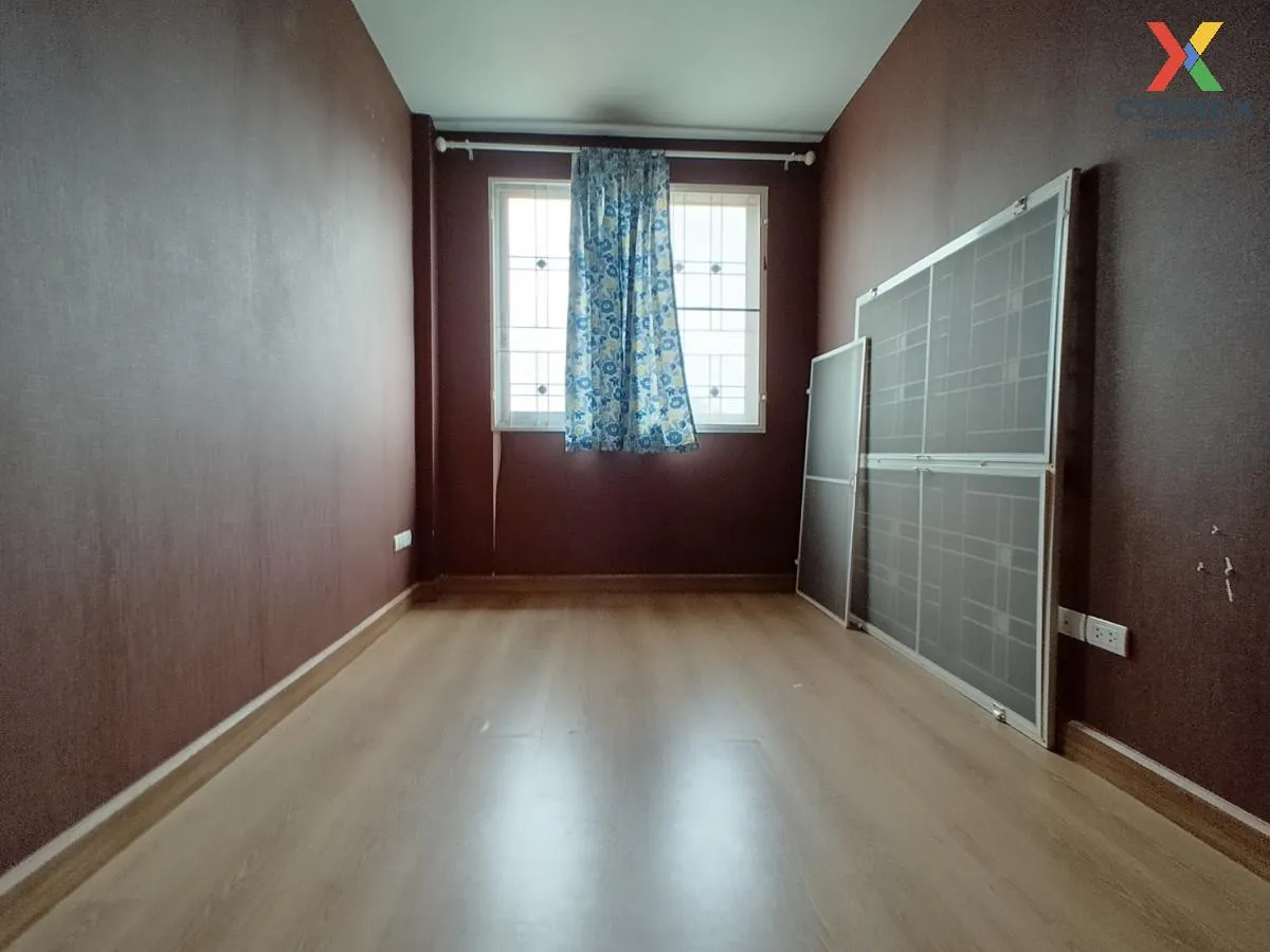 ขายทาวน์เฮ้าส์/ทาวน์โฮม  เดอะ ปาร์ค แอท แฟชั่น คันนายาว เขต บึงกุ