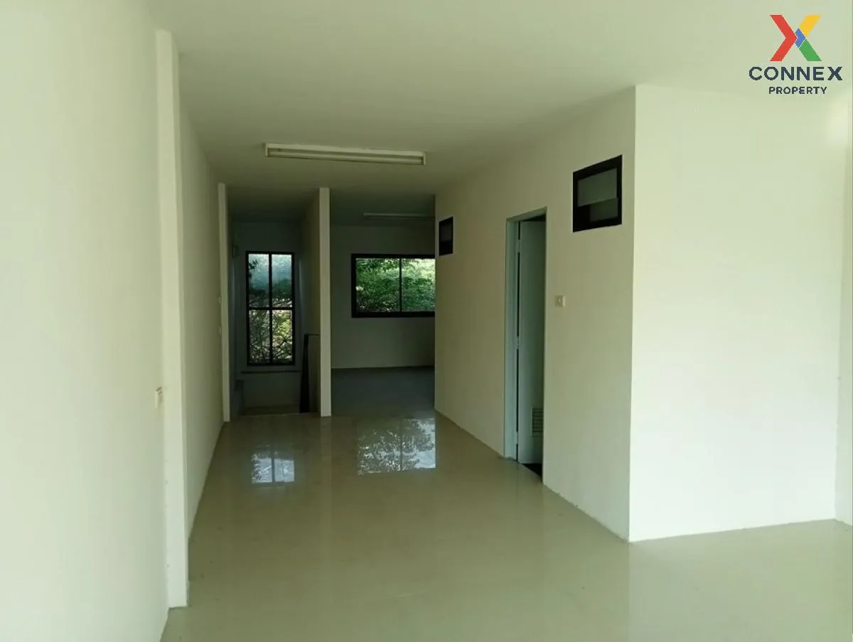 For Sale 3-storey Commercial building on the roadside, Nong Mai D For Sale 3-storey Commercial building on the roadside, Nong Mai D