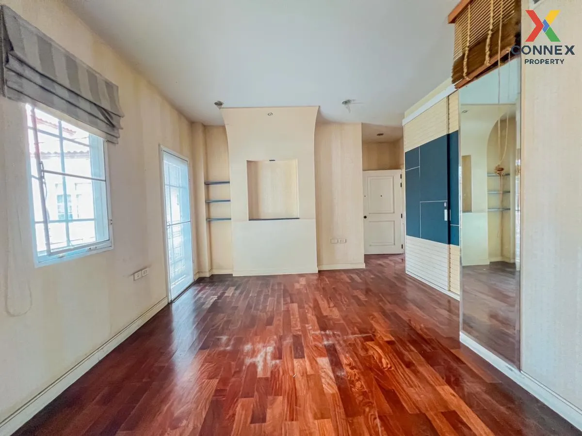 For Sale House , Baan Kaew Kanchana , wide frontage , Lak Song , 