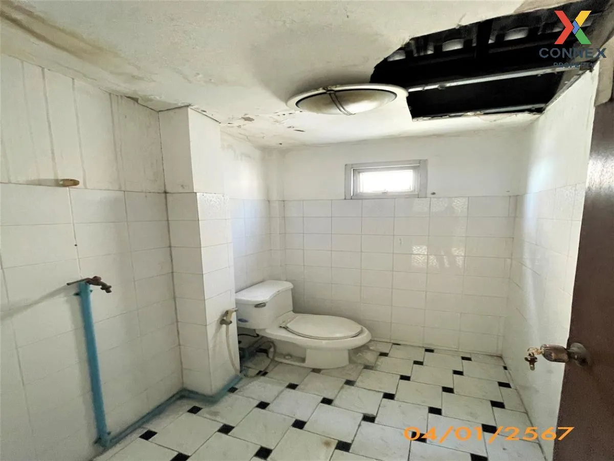 ขายบ้านพักอาศัย 4 ชั้น (โฮมออฟฟิศ) ซอย ลาดพร้าว 101 แยก 13 คลองเจ