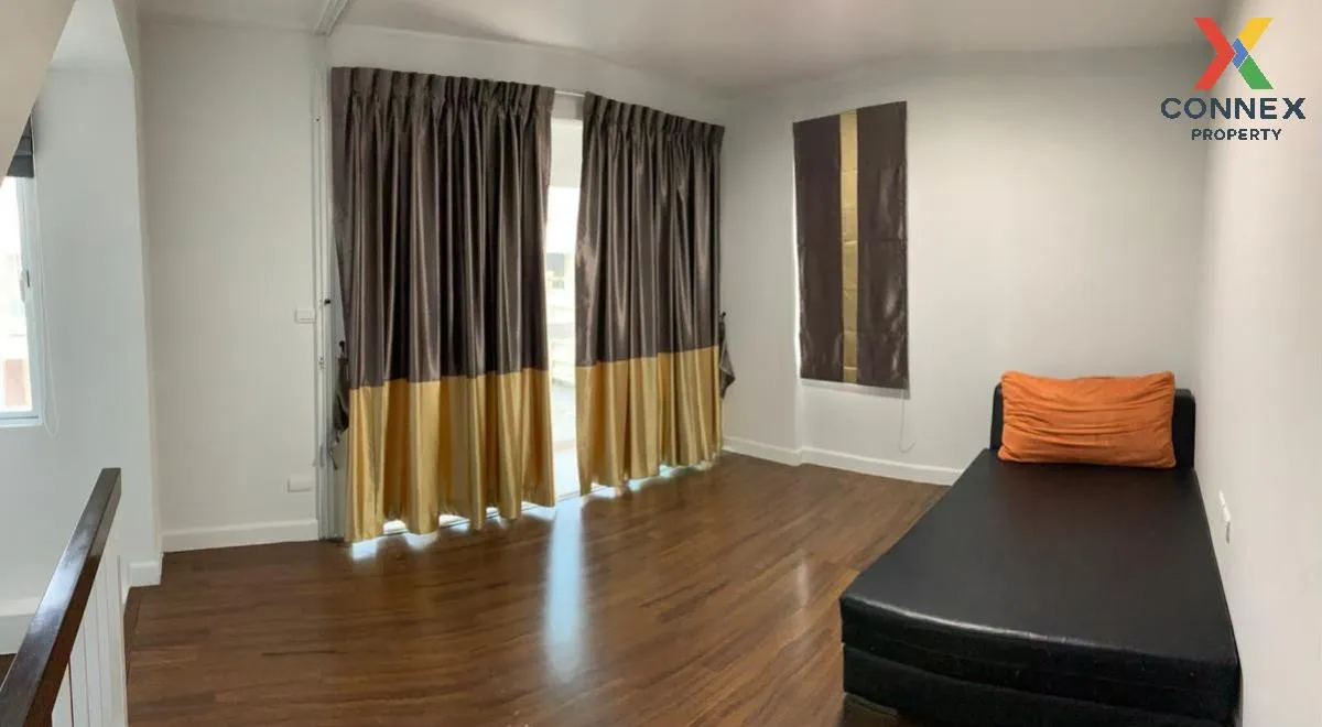 For Sale Townhouse/Townhome  , Town Plus Kaset - Nawamin , corner For Sale Townhouse/Townhome  , Town Plus Kaset - Nawamin , corner