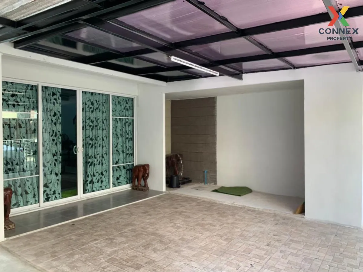 For Sale Townhouse/Townhome  , Town Plus Kaset - Nawamin , corner For Sale Townhouse/Townhome  , Town Plus Kaset - Nawamin , corner 2