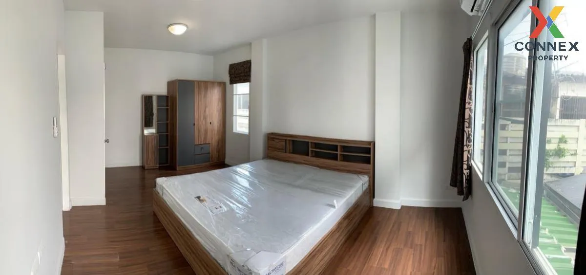 For Sale Townhouse/Townhome  , Town Plus Kaset - Nawamin , corner For Sale Townhouse/Townhome  , Town Plus Kaset - Nawamin , corner