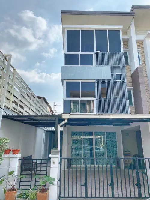 For Sale Townhouse/Townhome  , Town Plus Kaset - Nawamin , corner unit , Khlong Kum , Bung Kum , Bangkok , CX-94760