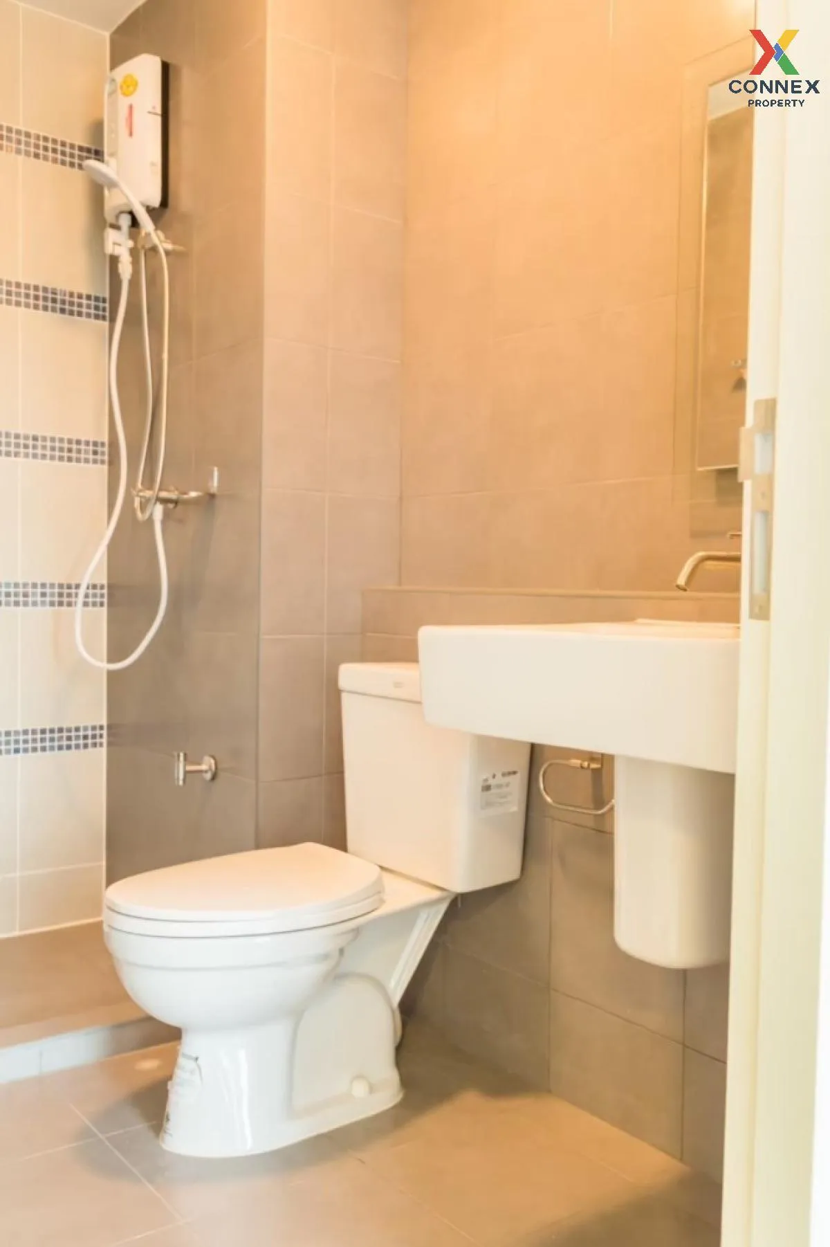 ขายคอนโด  ดีคอนโด แคมปัส รีสอร์ท บางนา บางบ่อ บางบ่อ สมุทรปราการ 