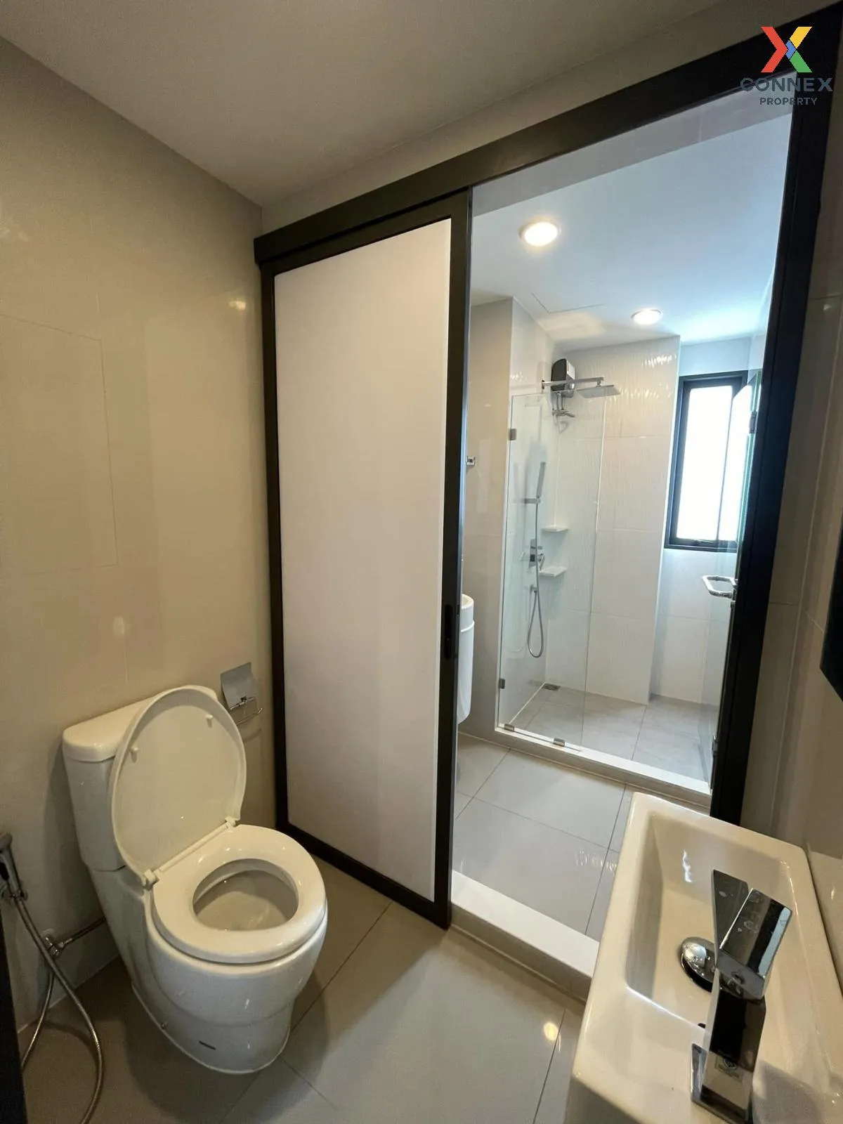 เช่าคอนโด  ริทึ่ม อโศก MRT-พระราม 9 มักกะสัน เขต ราชเทวี กรุงเทพ 