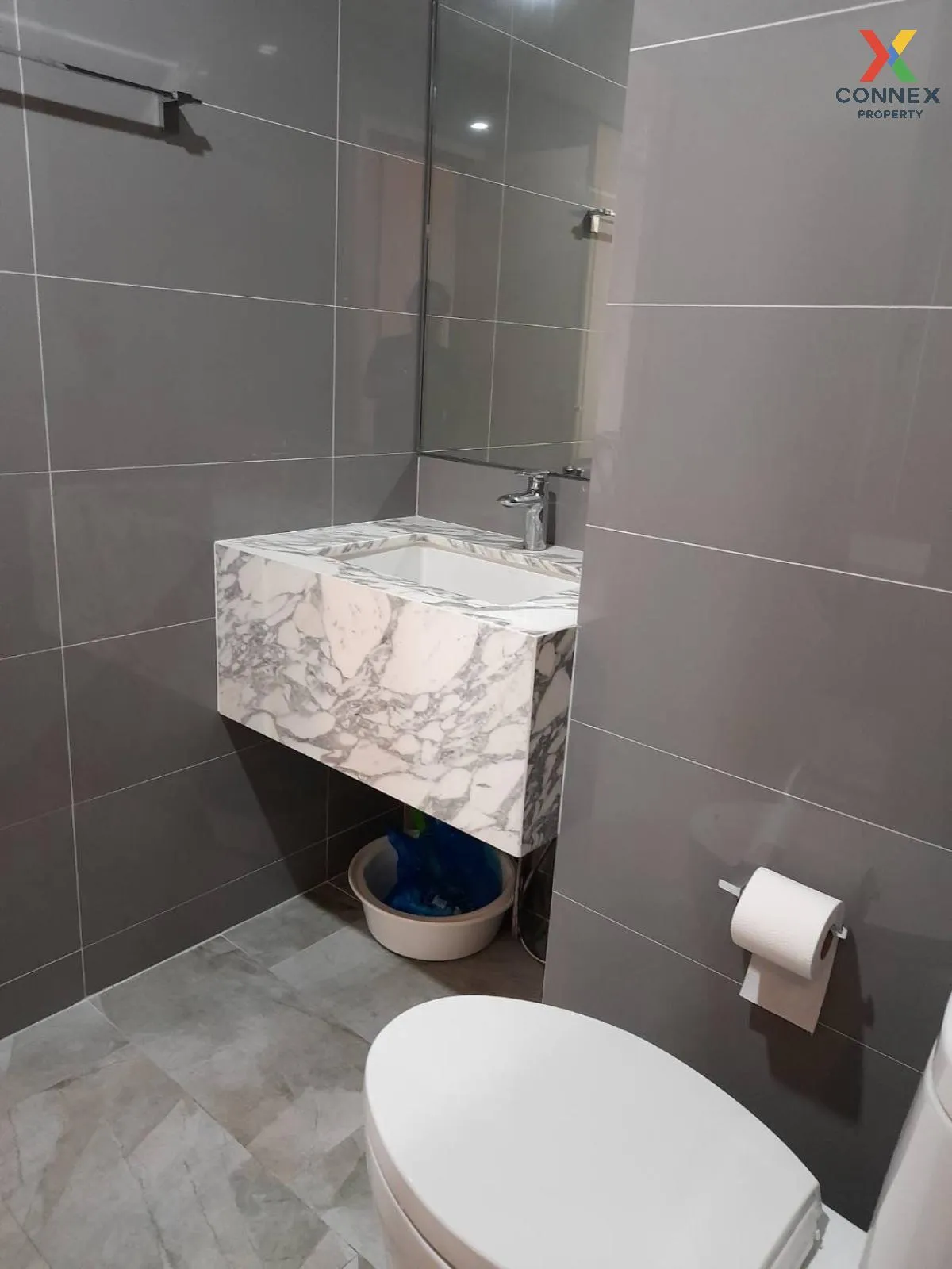 เช่าคอนโด  คิว ชิดลม-เพชรบุรี BTS-ชิดลม มักกะสัน เขต ราชเทวี กรุง