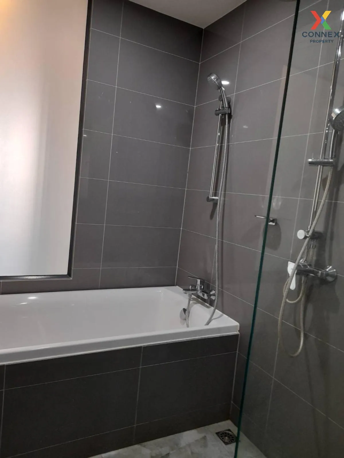 เช่าคอนโด  คิว ชิดลม-เพชรบุรี BTS-ชิดลม มักกะสัน เขต ราชเทวี กรุง