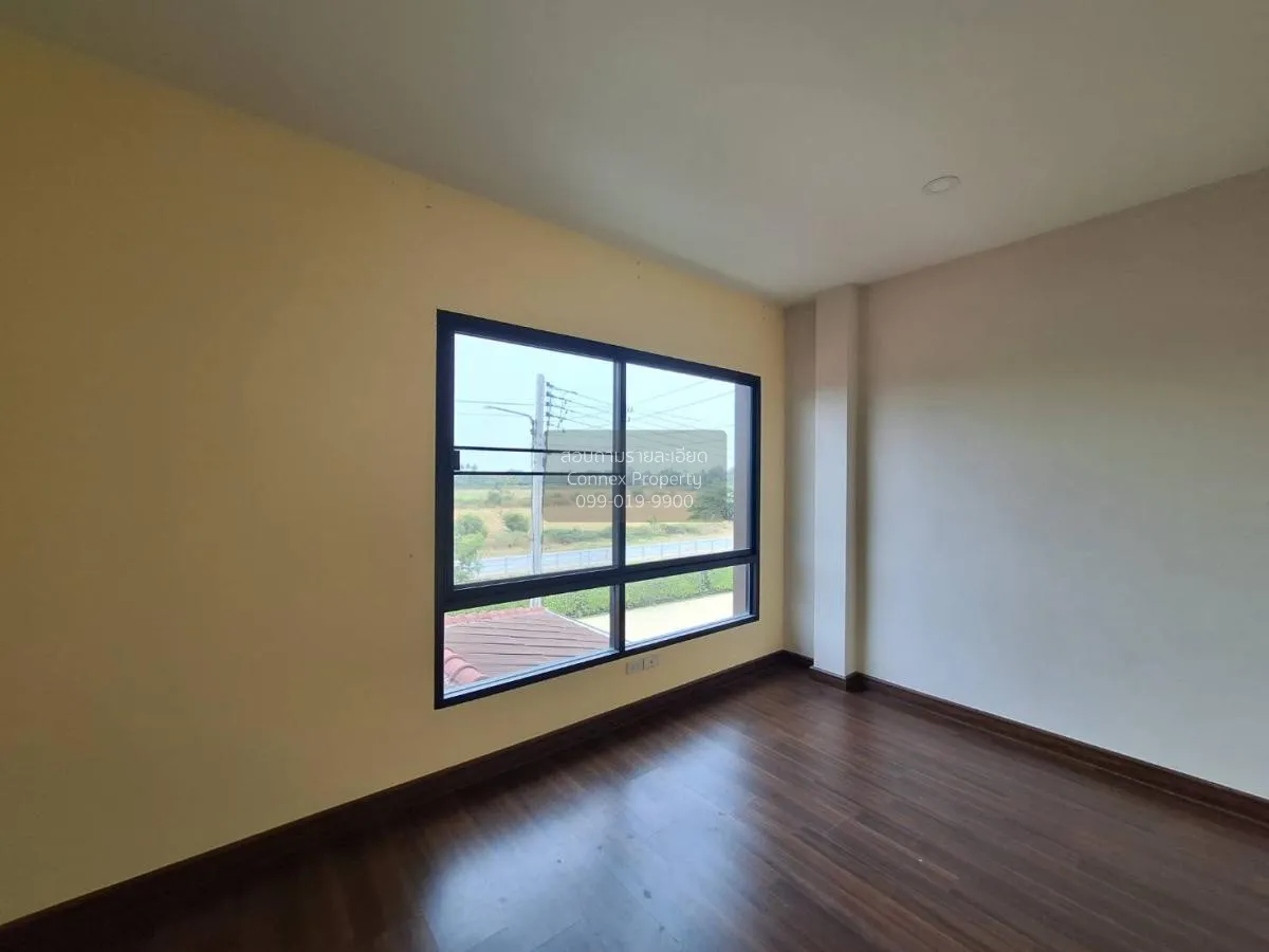 For Sale House , The I-Rich Pinklao-Sai 5 , corner unit , Bang Kr