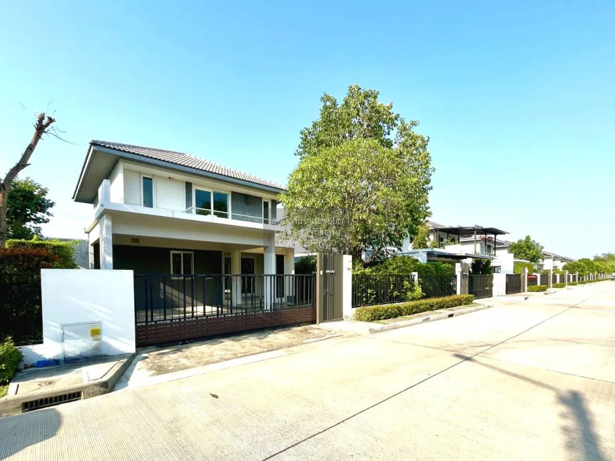 For Sale House , Mantana Srinakarin-Romklao , wide frontage , Min