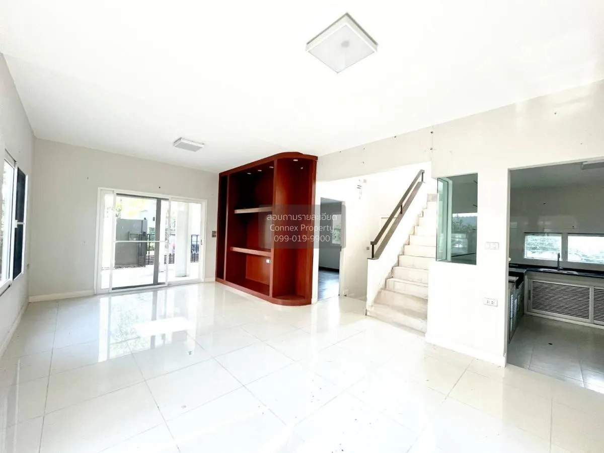 For Sale House , Mantana Srinakarin-Romklao , wide frontage , Min