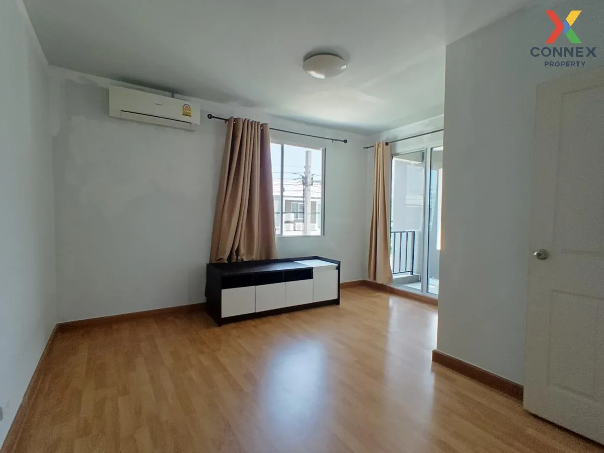 ขายทาวน์เฮ้าส์/ทาวน์โฮม  เดอะคัลเลอร์ส พรีเมียม วงแหวน-รามอินทรา 