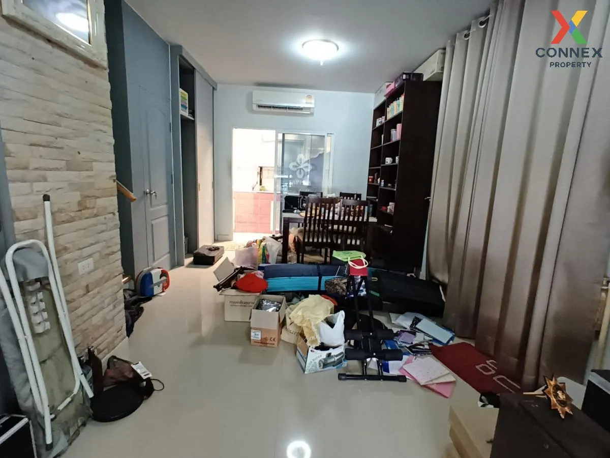 For Sale Townhouse/Townhome  , The Colors Premium Wongwaen-Ramint