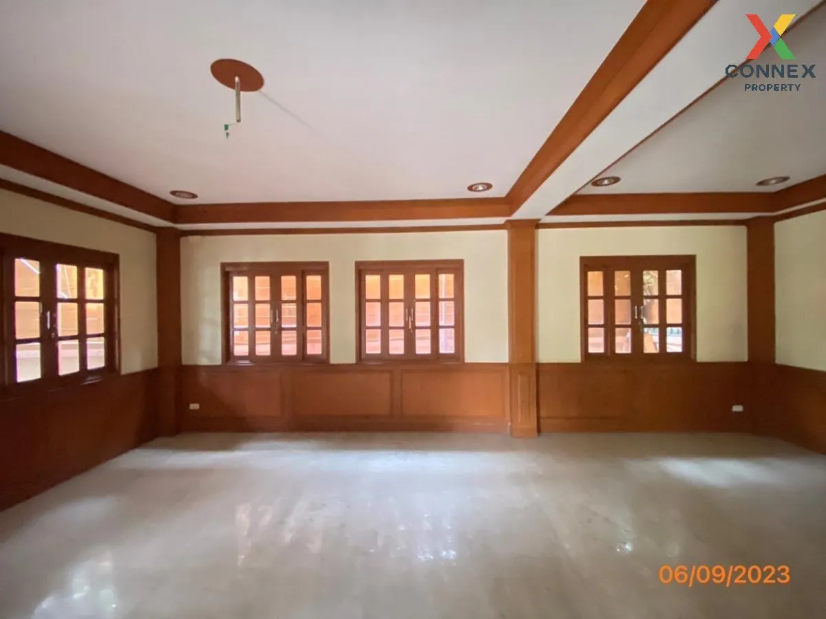 ขายบ้าน  ลลิล กรีนวิลล์ บางบอน 3 บางบอน เขต บางบอน กรุงเทพ CX-950