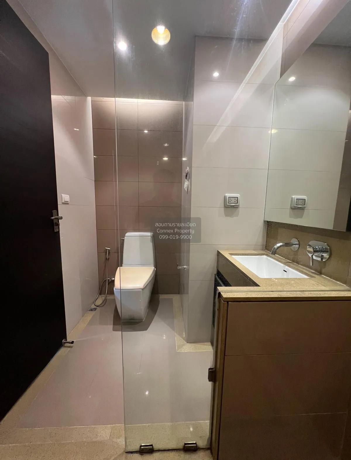 For Sale Condo , The Address Pathumwan , high floor , wide fronta 3