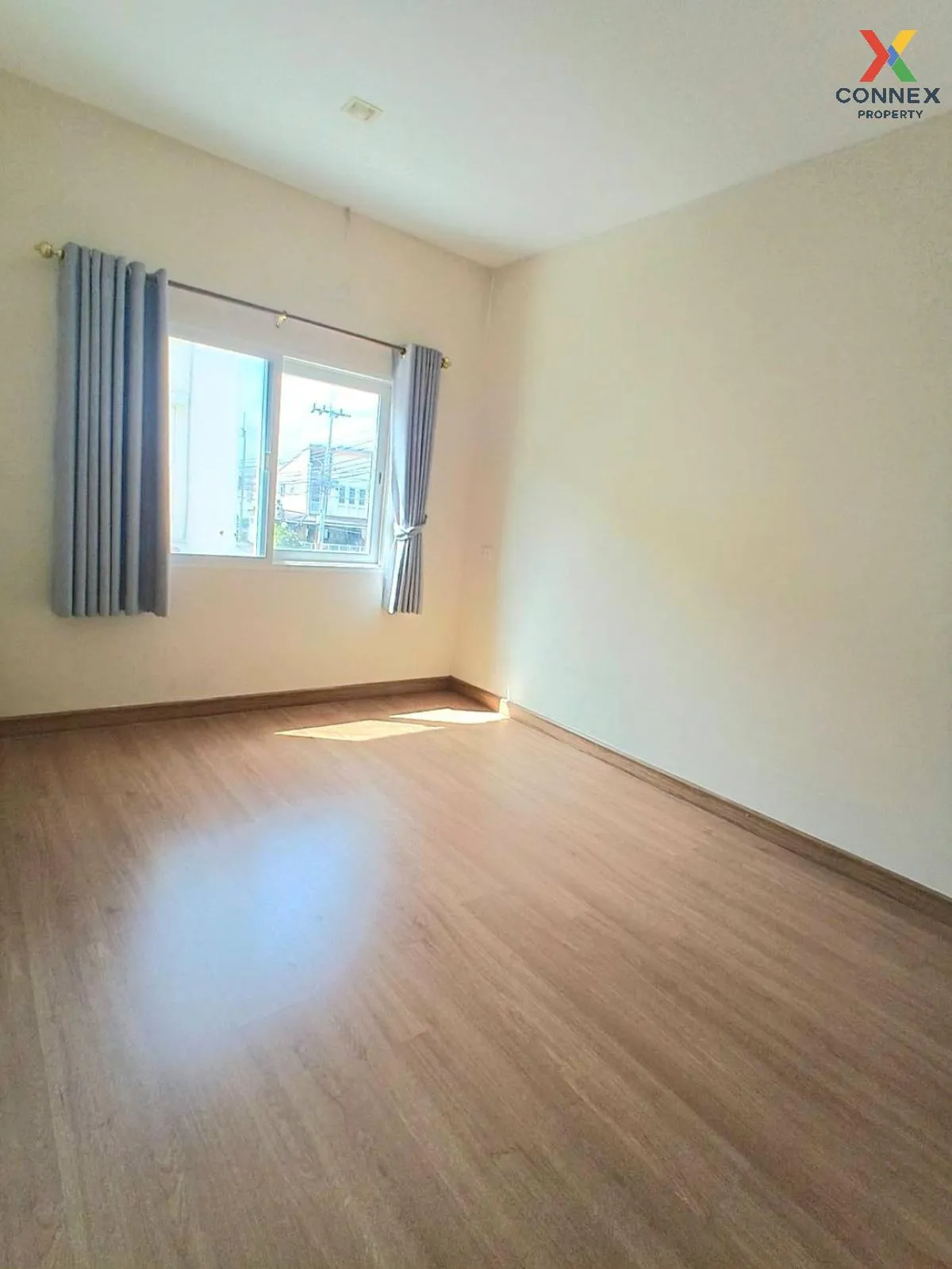 For Sale Townhouse/Townhome  , Golden Town Petchkasem , Nong Khan For Sale Townhouse/Townhome  , Golden Town Petchkasem , Nong Khan