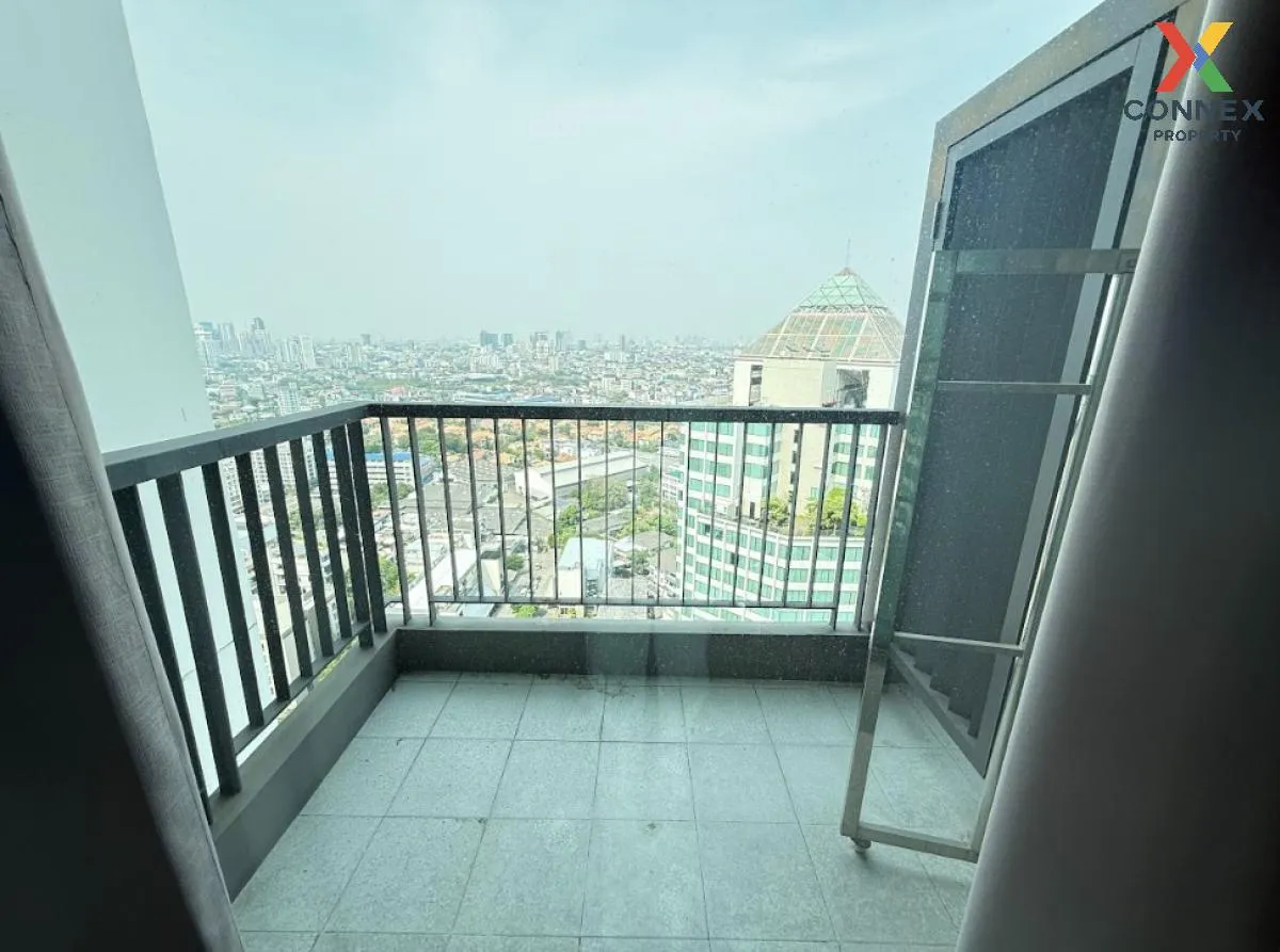 เช่าคอนโด  ริทึ่ม สุขุมวิท 44/1 ดูเพล็กซ์ BTS-พระโขนง พระโขนง เขต