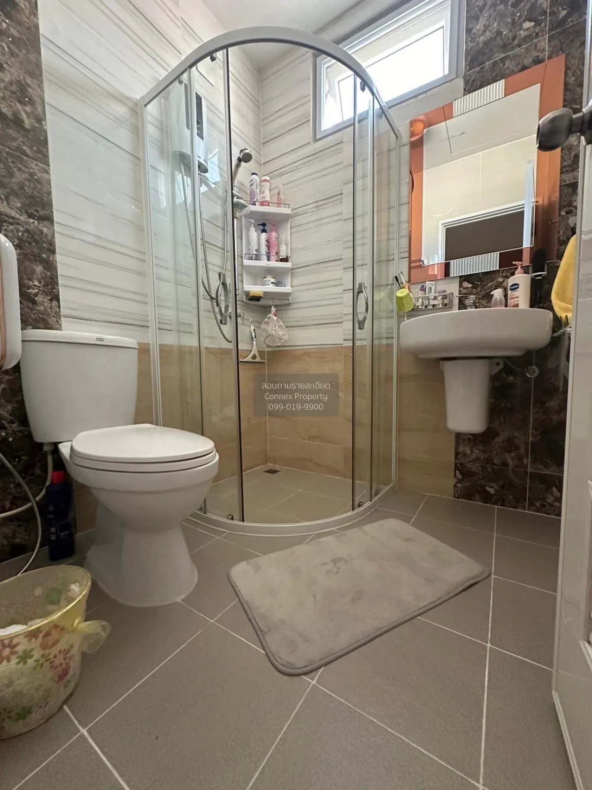 ขายทาวน์เฮ้าส์/ทาวน์โฮม  โกลเด้น ทาวน์ วงศ์สว่าง - แคราย สวนใหญ่ 