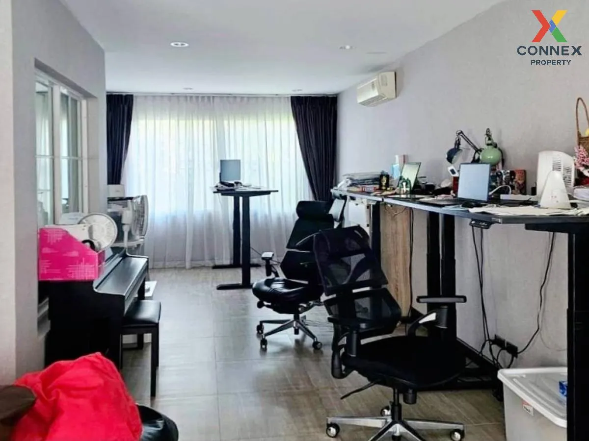 ขายบ้าน  สีวลี ปิ่นเกล้า-สาทร บางกรวย บางกรวย นนทบุรี CX-95420