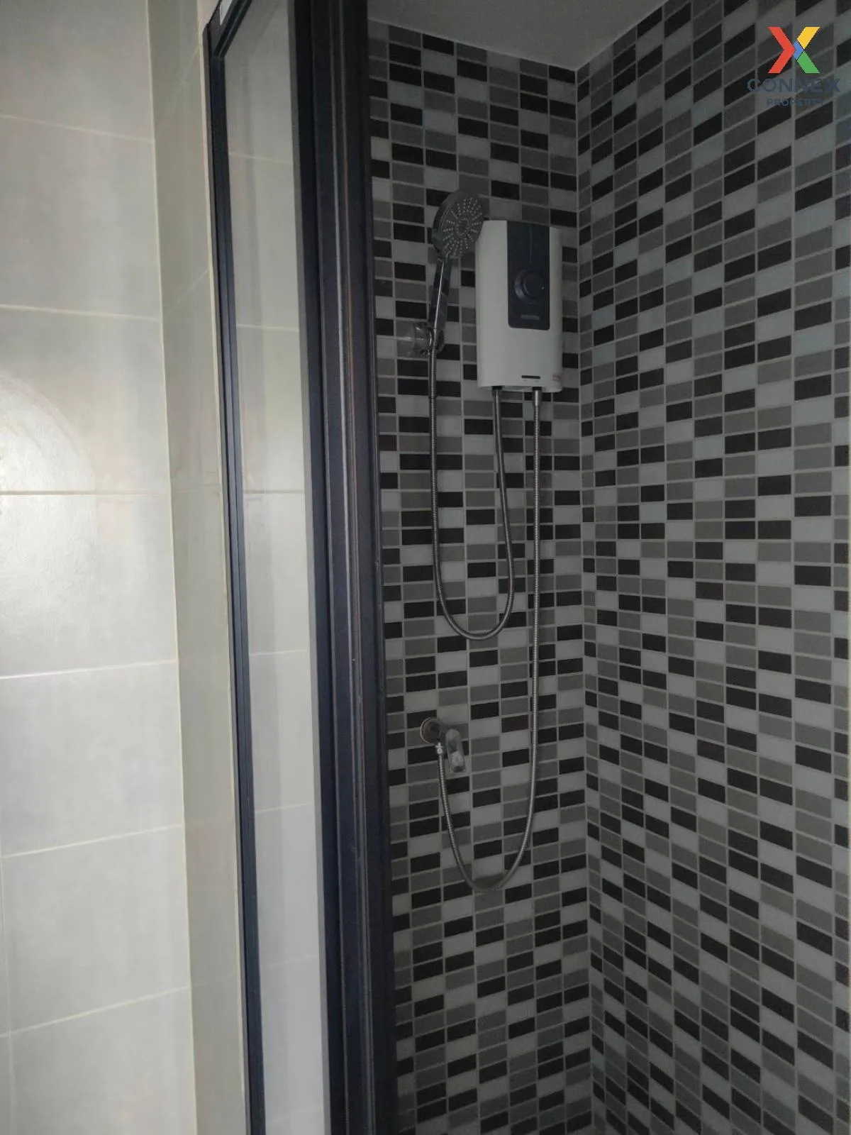 เช่าคอนโด  เดอะ เบส เพชรเกษม MRT-เพชรเกษม 48 บางหว้า เขต ภาษีเจริ