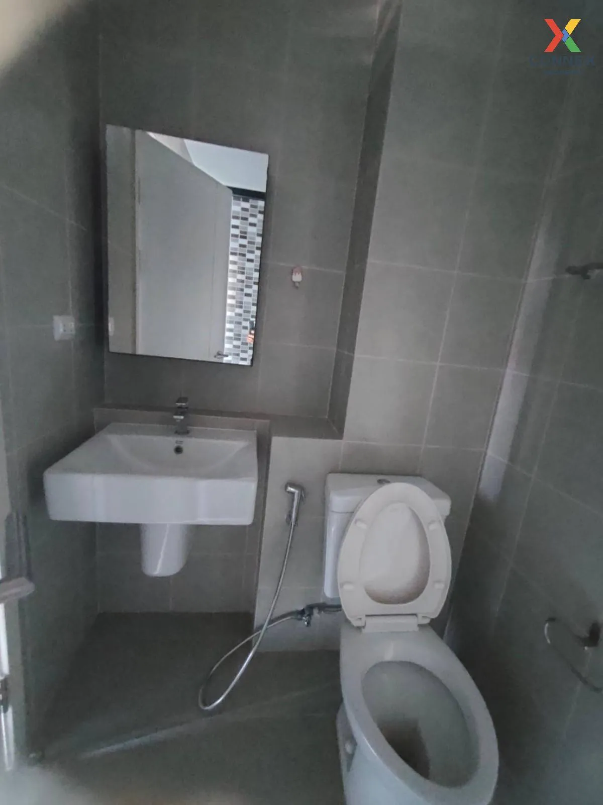 เช่าคอนโด  เดอะ เบส เพชรเกษม MRT-เพชรเกษม 48 บางหว้า เขต ภาษีเจริ