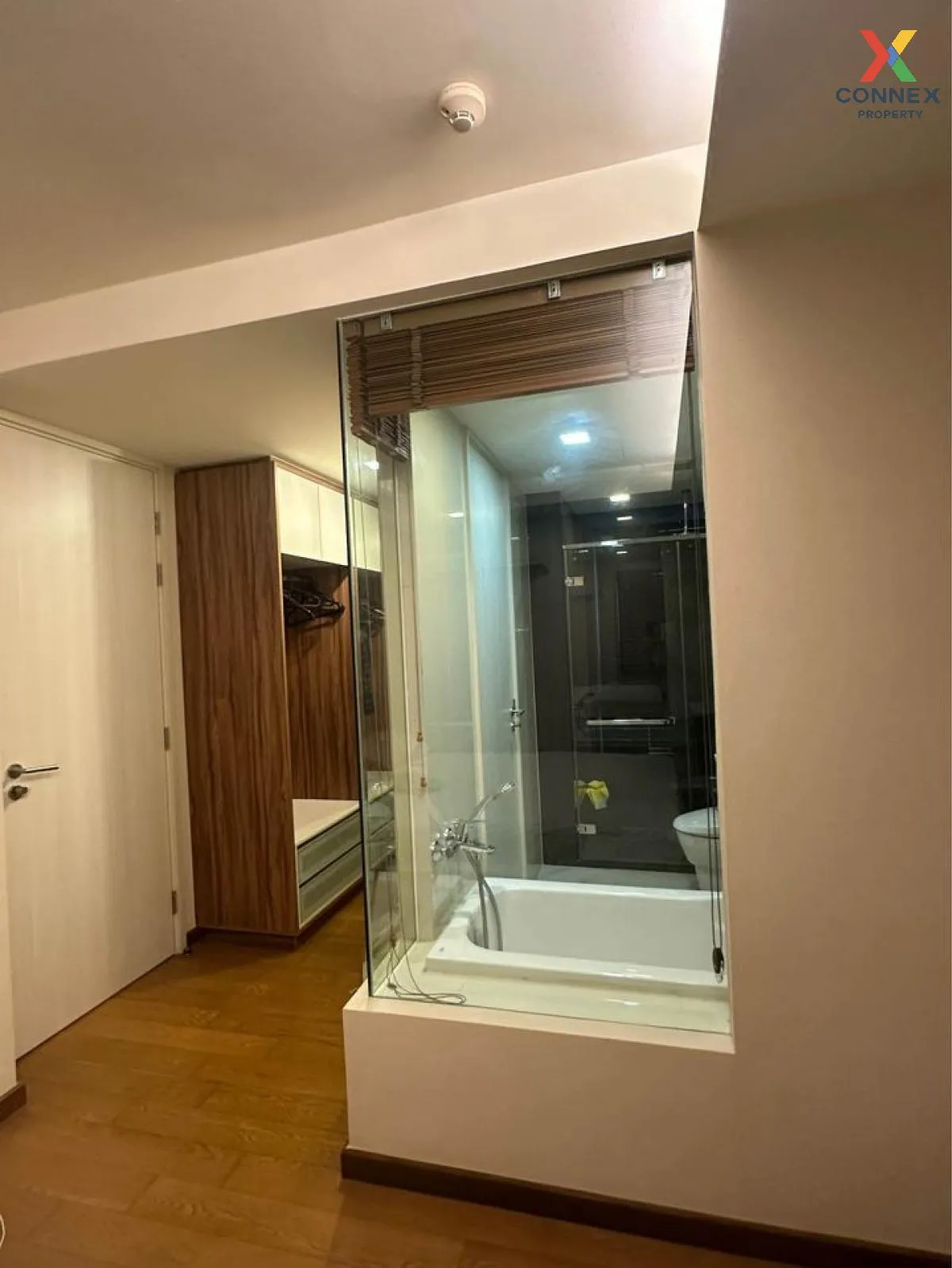 For Rent Condo , Via 31 , Khlong Toei Nuea , Watthana , Bangkok ,