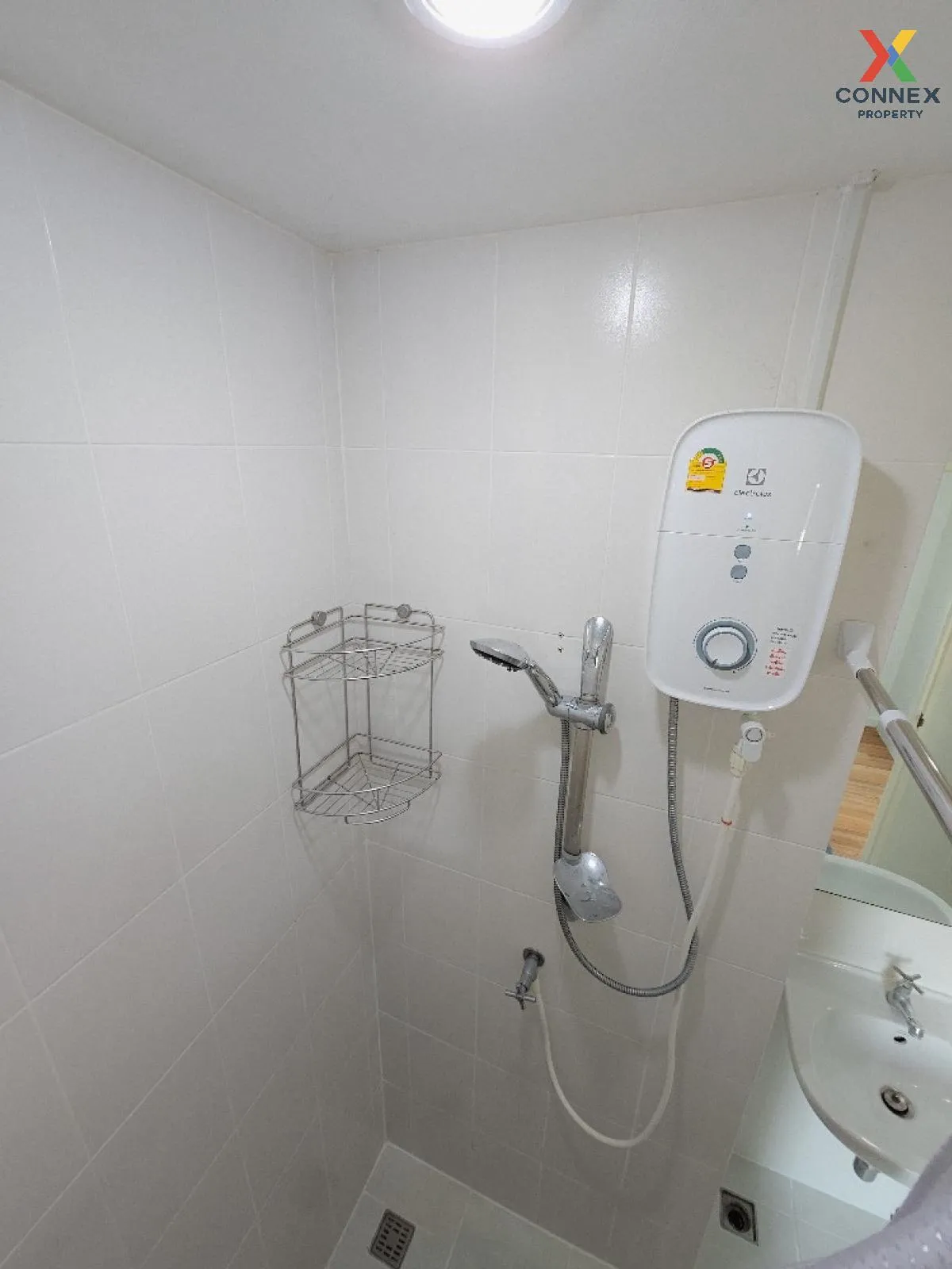 For Sale Condo , V Condo , Lam Pla Thiw , Lat Krabang , Bangkok ,