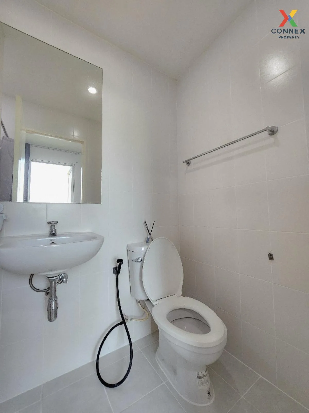 For Sale Condo , V Condo , Lam Pla Thiw , Lat Krabang , Bangkok ,