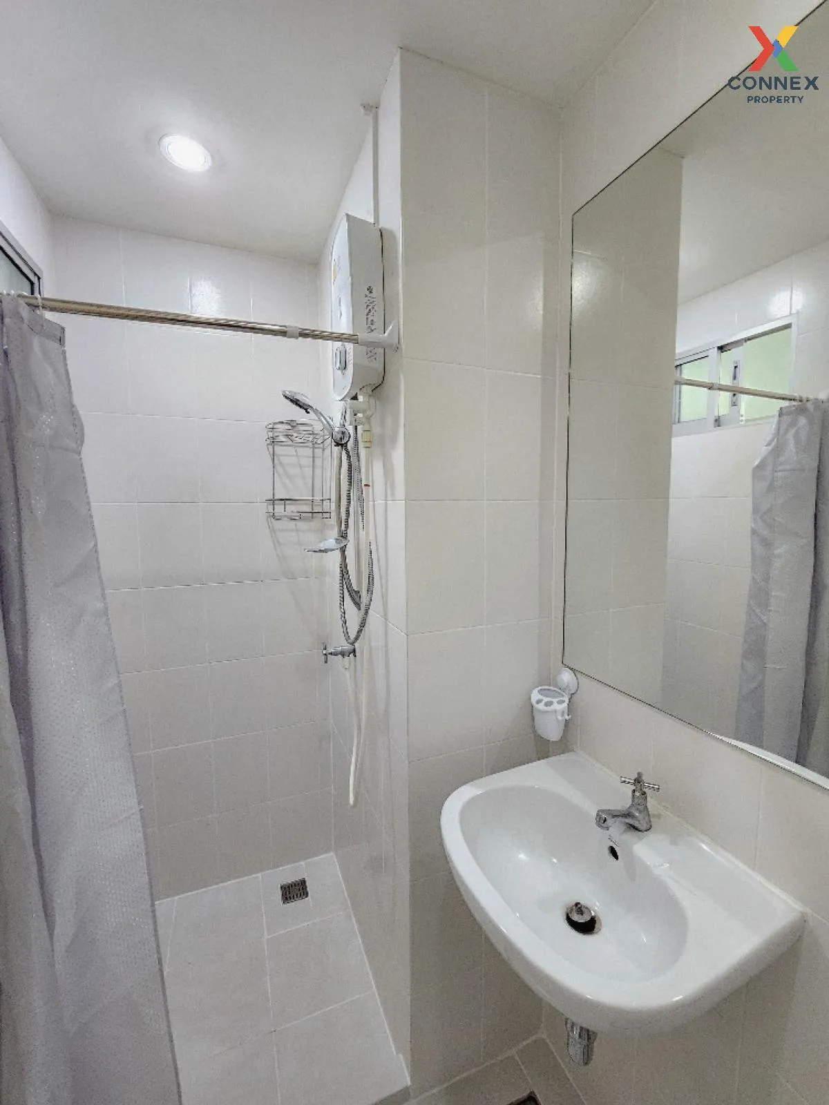 For Sale Condo , V Condo , Lam Pla Thiw , Lat Krabang , Bangkok ,
