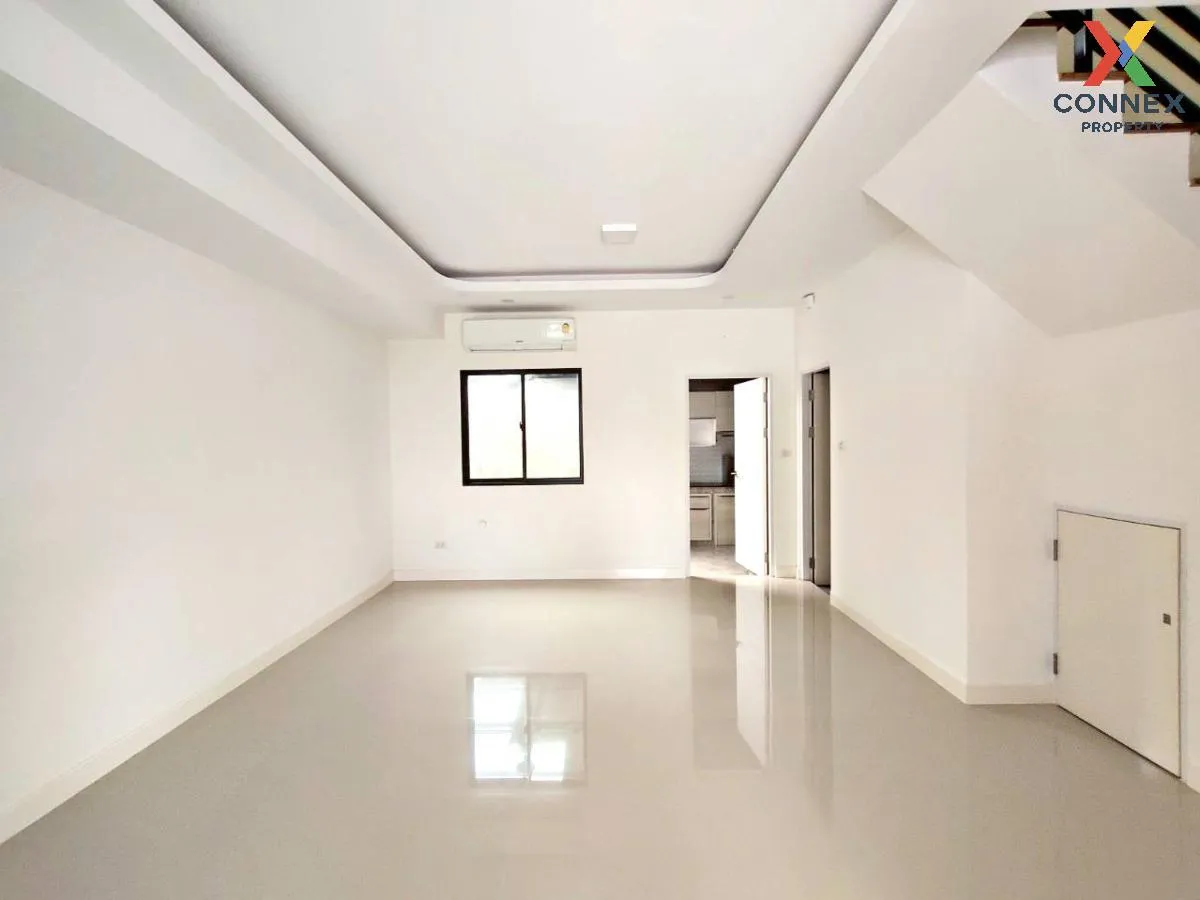 For Sale Townhouse/Townhome  , Pleno Bangna-Wongwaen , Bang Phli  For Sale Townhouse/Townhome  , Pleno Bangna-Wongwaen , Bang Phli