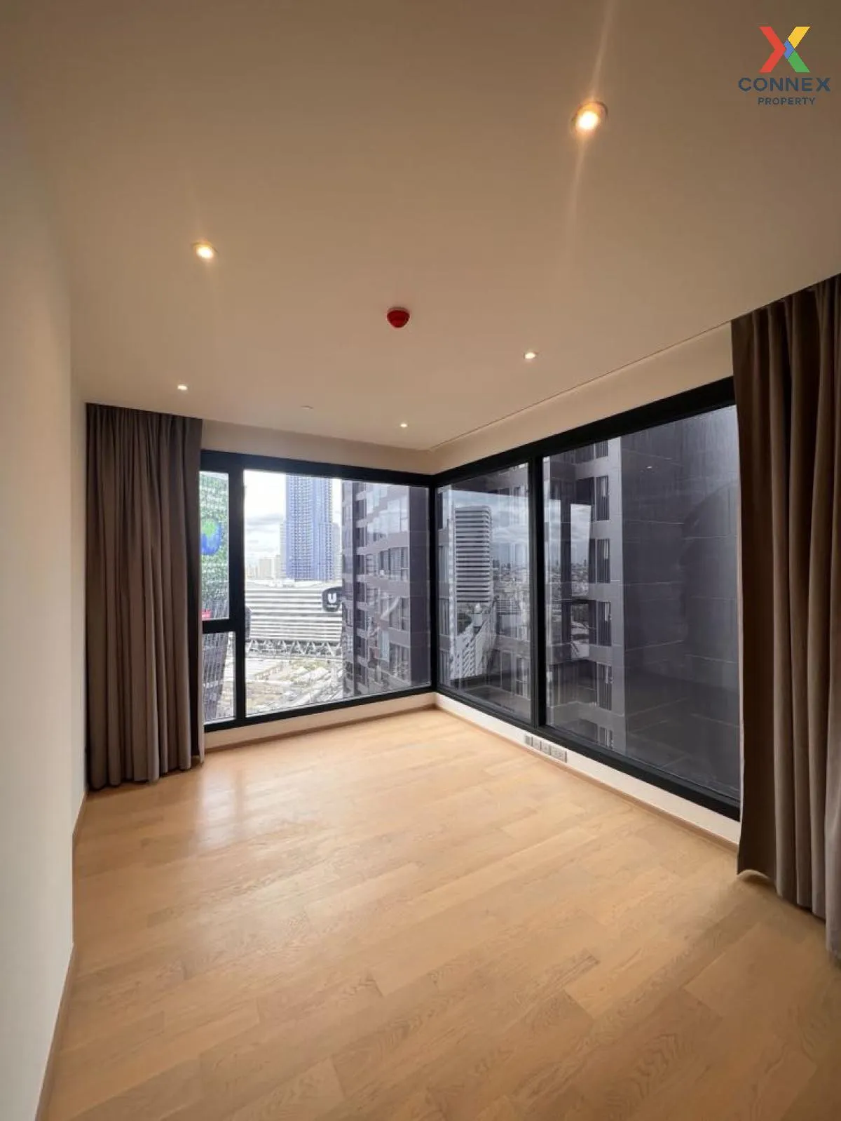 For Sale Condo , Ashton Asoke-Rama 9 , high floor , MRT-Phra Ram  For Sale Condo , Ashton Asoke-Rama 9 , high floor , MRT-Phra Ram  2