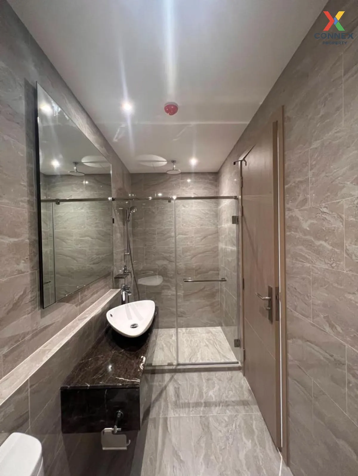 For Sale Condo , Ashton Asoke-Rama 9 , high floor , MRT-Phra Ram  For Sale Condo , Ashton Asoke-Rama 9 , high floor , MRT-Phra Ram