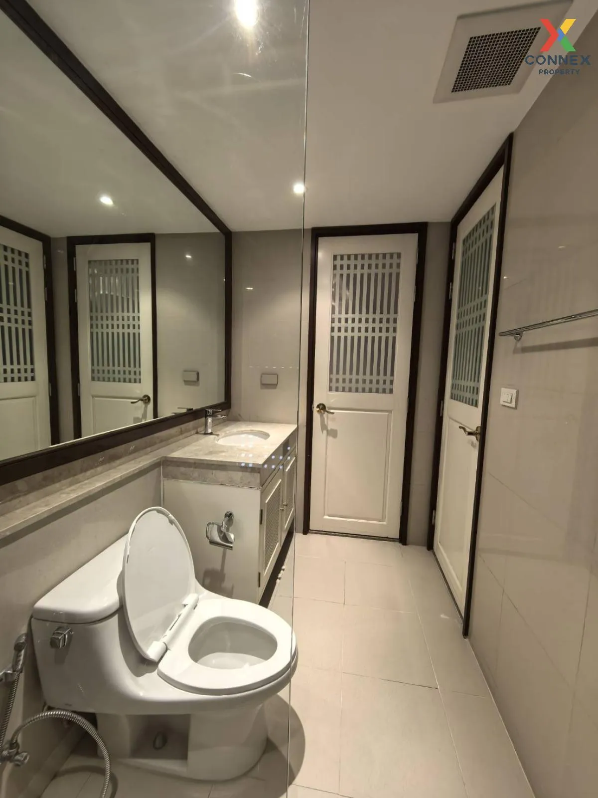 ขายคอนโด  โนเบิล 09 ซีโรไนน์ ร่วมฤดี BTS-เพลินจิต ลุมพินี เขต ปทุ 4