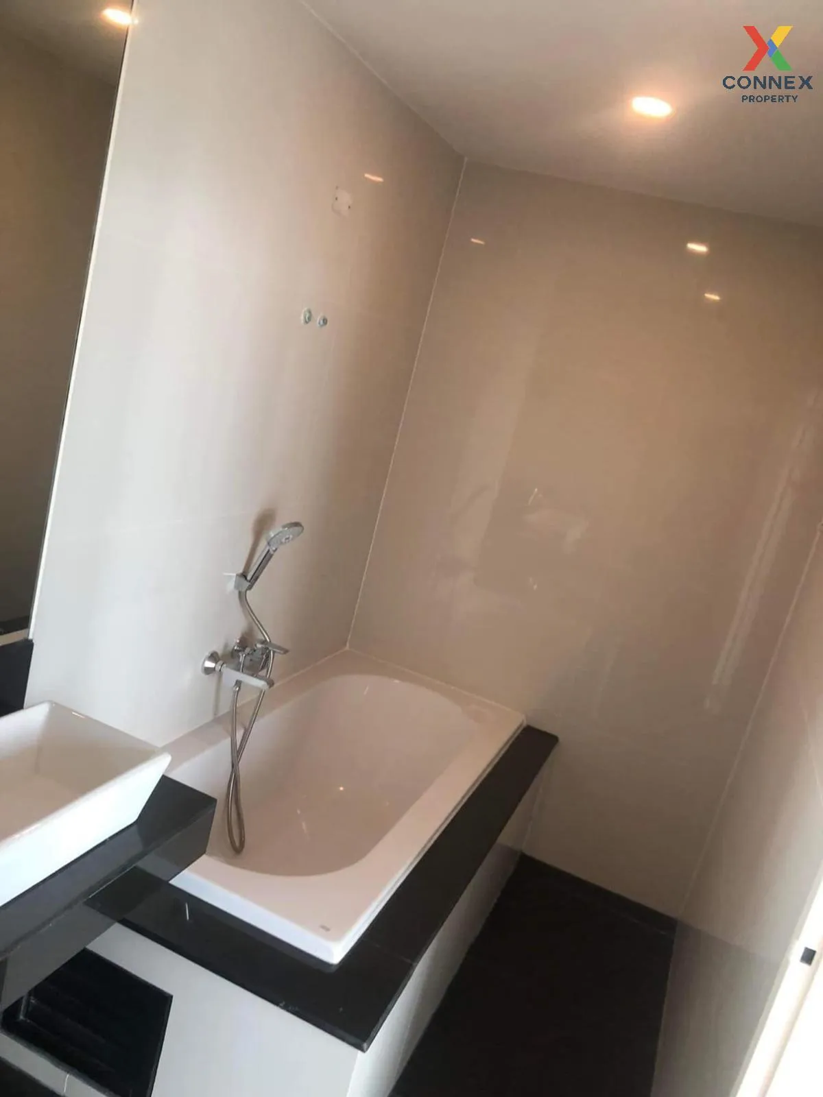 เช่าคอนโด  แบงค์คอก ฮอไรซอน สาทร - นราธิวาส BTS-ช่องนนทรี ทุ่งวัด เช่าคอนโด  แบงค์คอก ฮอไรซอน สาทร - นราธิวาส BTS-ช่องนนทรี ทุ่งวัด