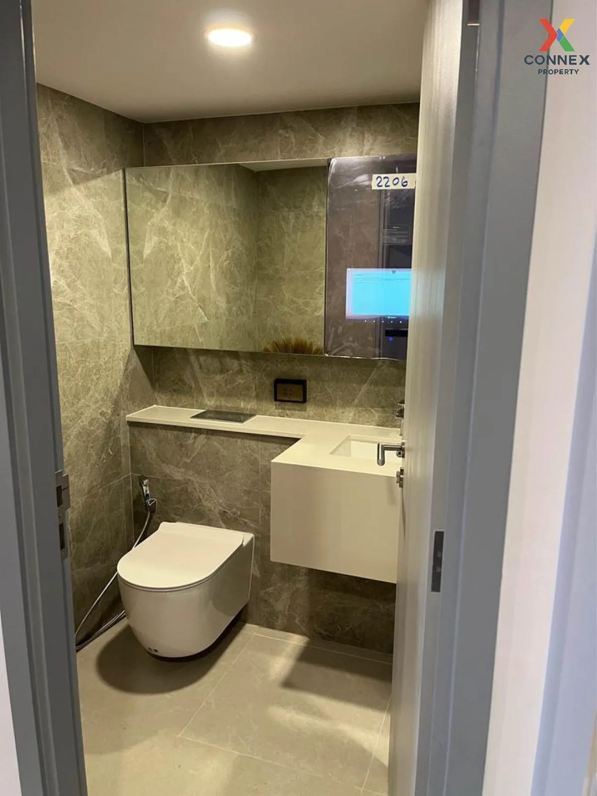 เช่าคอนโด  โซโห​ แบงค็อก​ รัชดา ดูเพล็กซ์ MRT-ห้วยขวาง ห้วยขวาง เ