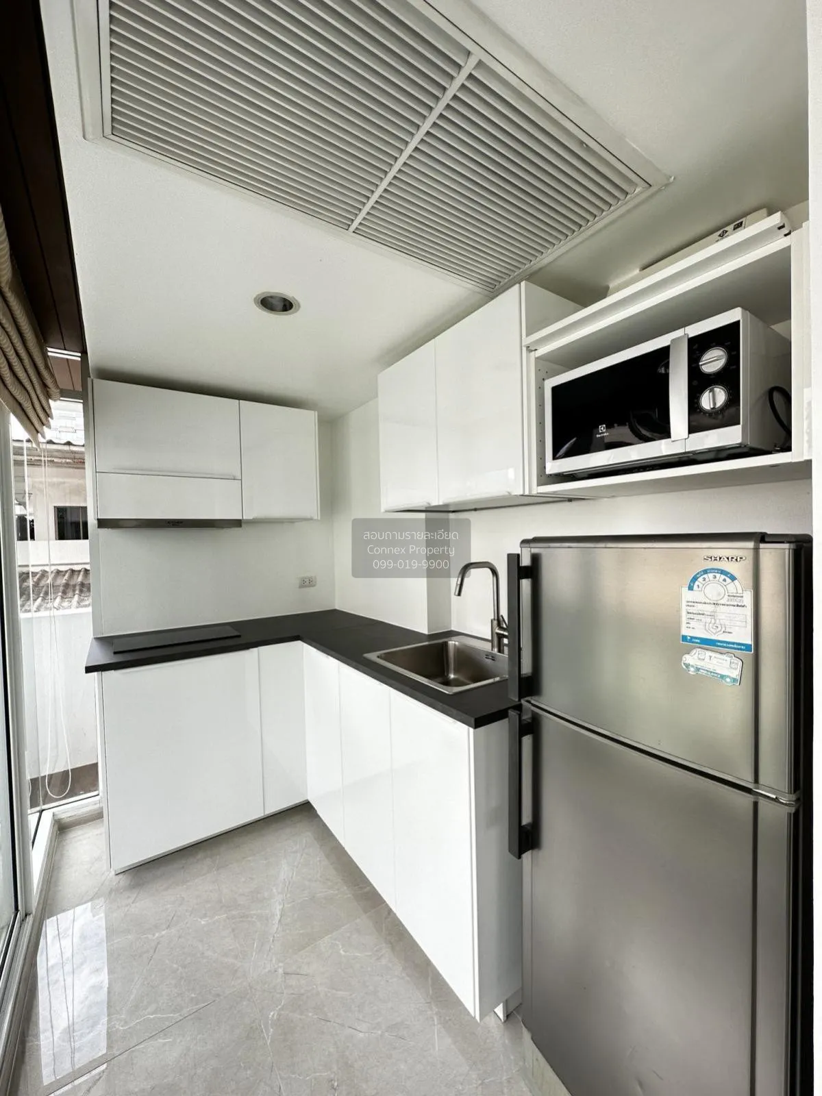 ขายคอนโด  โฟคัส ออน ศาลาแดง ห้องมุม BTS-ศาลาแดง สีลม เขต บางรัก ก