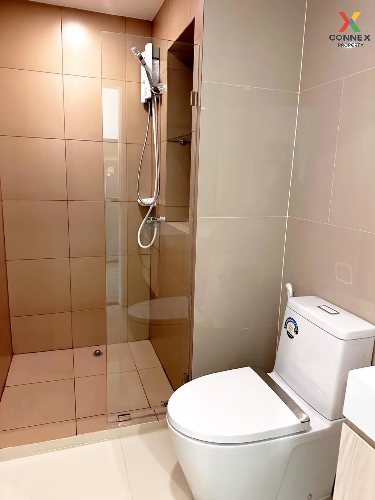 For Rent Condo , Rich Park Triple Station , ARL-Hua Mak , Suan Lu