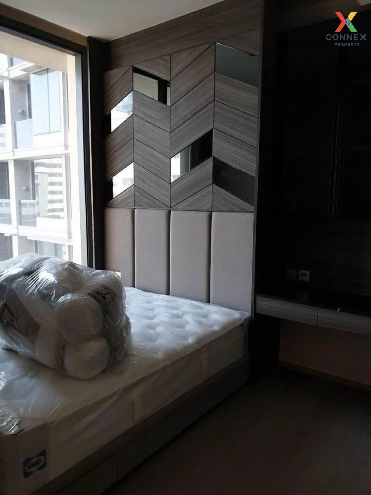 For Rent Condo , The Esse Asoke , BTS-Asok , Khlong Toei Nuea , W
