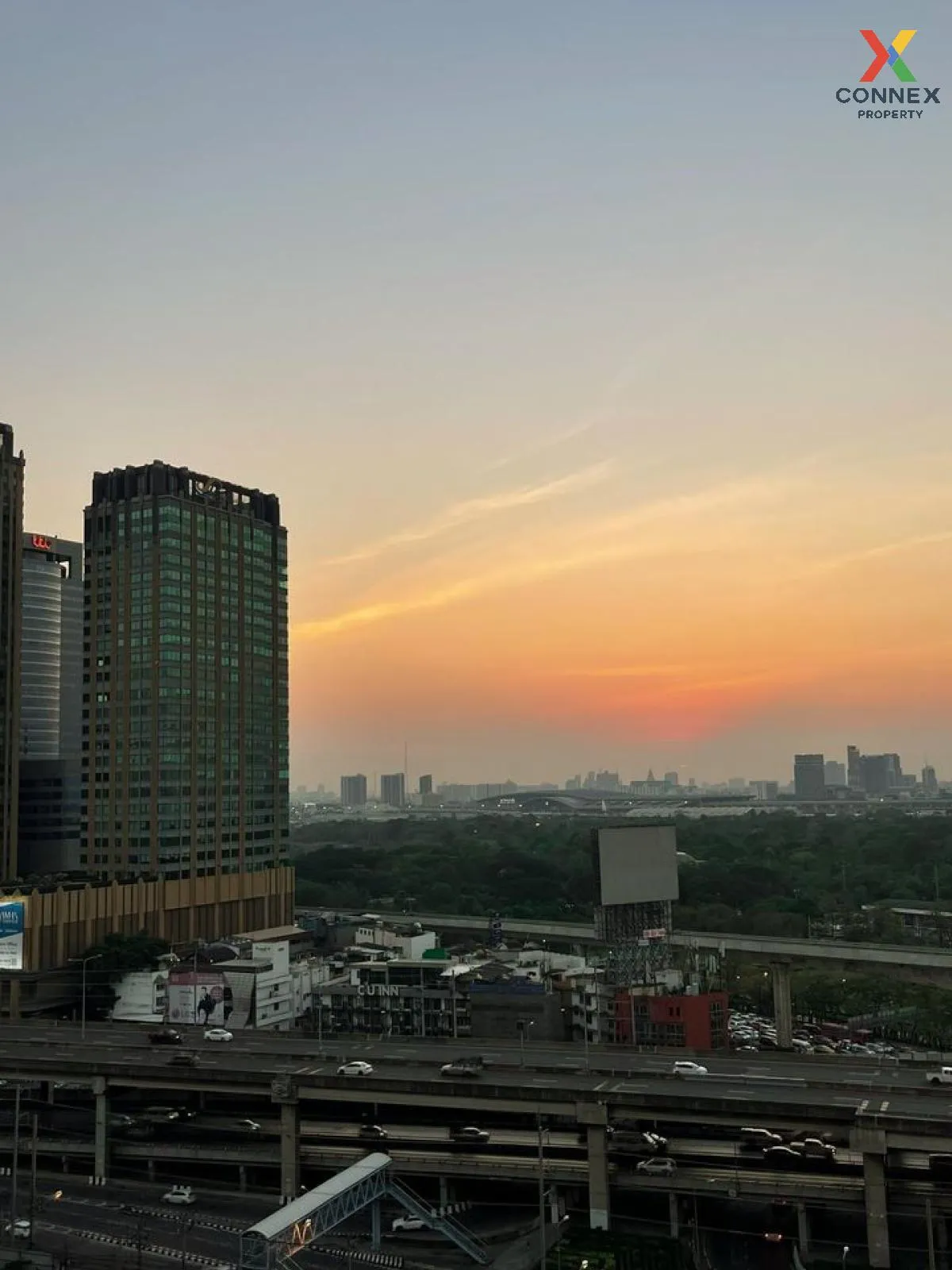 เช่าคอนโด  เดอะ เซนต์ เรซิเดนซ์ MRT-พหลโยธิน จอมพล  เขต จตุจักร ก