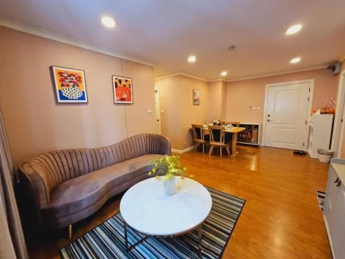 For Rent Condo , Lumpini Suite Sukhumvit 41 , BTS-Phrom Phong , Khlong Tan Nuea , Watthana , Bangkok , CX-96271