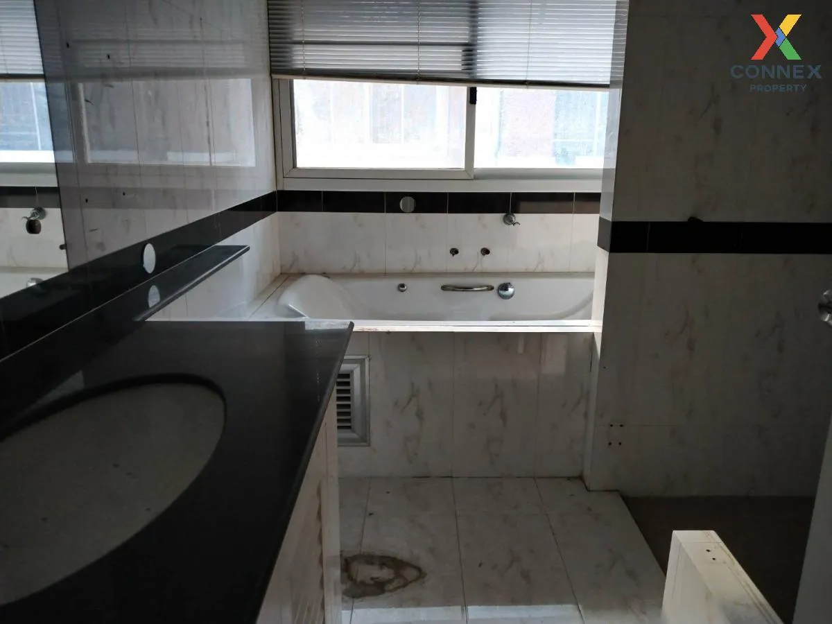 For Sale House , Kulphan Ville Project 10 , wide frontage , Chaiy For Sale House , Kulphan Ville Project 10 , wide frontage , Chaiy