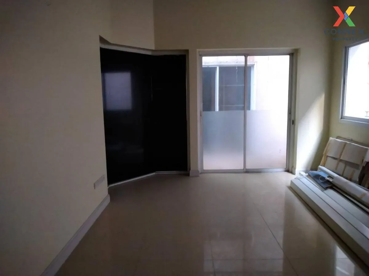 For Sale House , Kulphan Ville Project 10 , wide frontage , Chaiy For Sale House , Kulphan Ville Project 10 , wide frontage , Chaiy