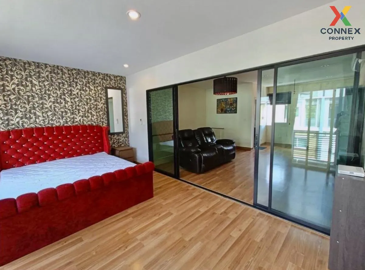 ขายทาวน์เฮ้าส์/ทาวน์โฮม  วิลเลต ซิตี้ พัฒนาการ 38 MRT-กลันตัน (สา