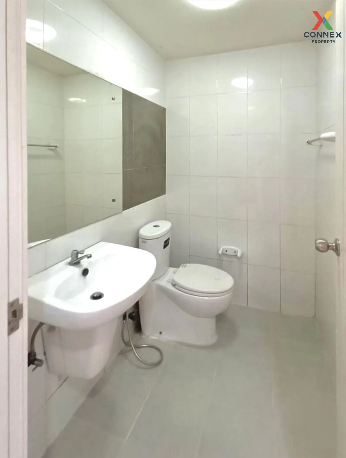 ขายทาวน์เฮ้าส์/ทาวน์โฮม  วิลเลต ซิตี้ พัฒนาการ 38 MRT-กลันตัน (สา